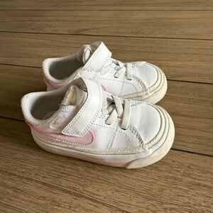 Nike Kids White and Pink Sneakers